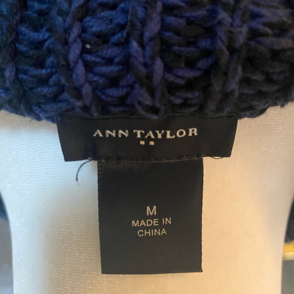 Ann Taylor Sweater - Picture 6 of 7